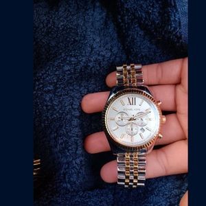 MK watch 8334